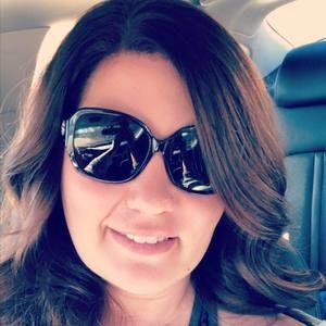 Meet your Posher, Elissa